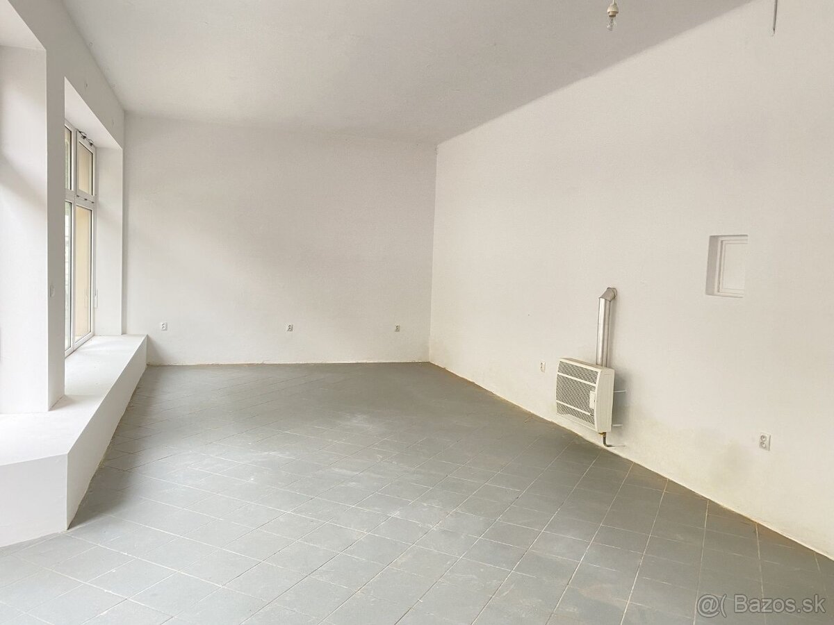 Na prenájom obchodný priestor - Piešťany centrum - 7