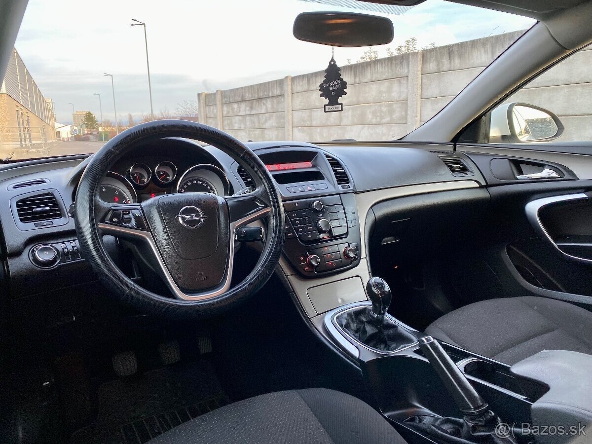 Predám Opel Insignia 2.0 CDTI. 81 KW R.v. 2013 Kup SR. - 7