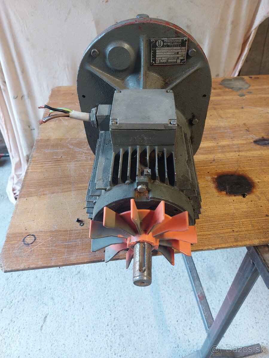 Motor s prevodovkou - 7