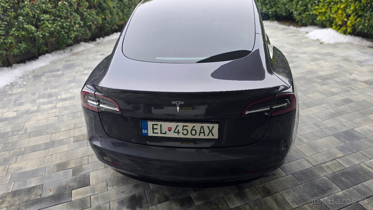 Tesla Model 3 SR+ - 7