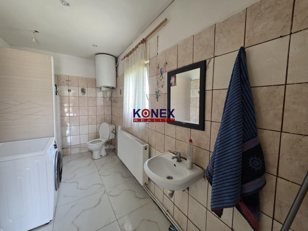 NA PREDAJ – 2 rodinné domy na pozemku v Drahňove - 7