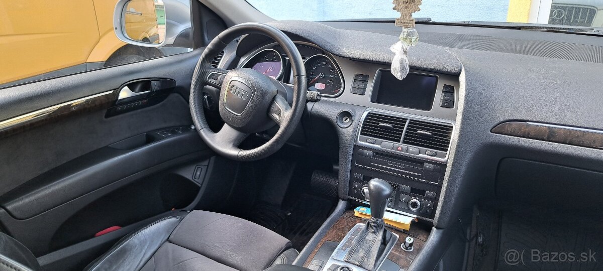 Audi Q7 3.0TDI 176kw 8st automat - 7