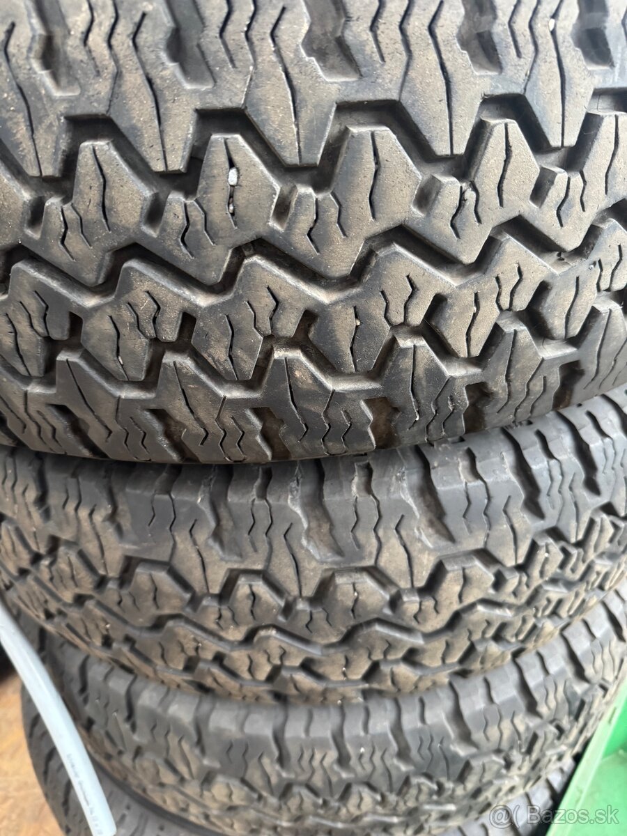 Offroad pneu 245/75R16 - 7