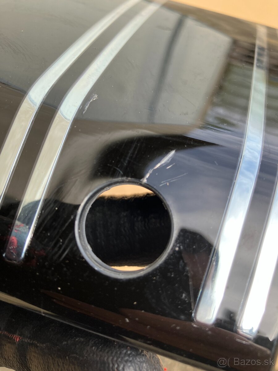 Kryt krytka acc Radaru ŠKODA SUPERB III lift - 7