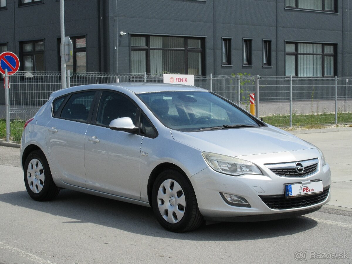 Opel Astra 1.7 CDTi 110k Enjoy - 7
