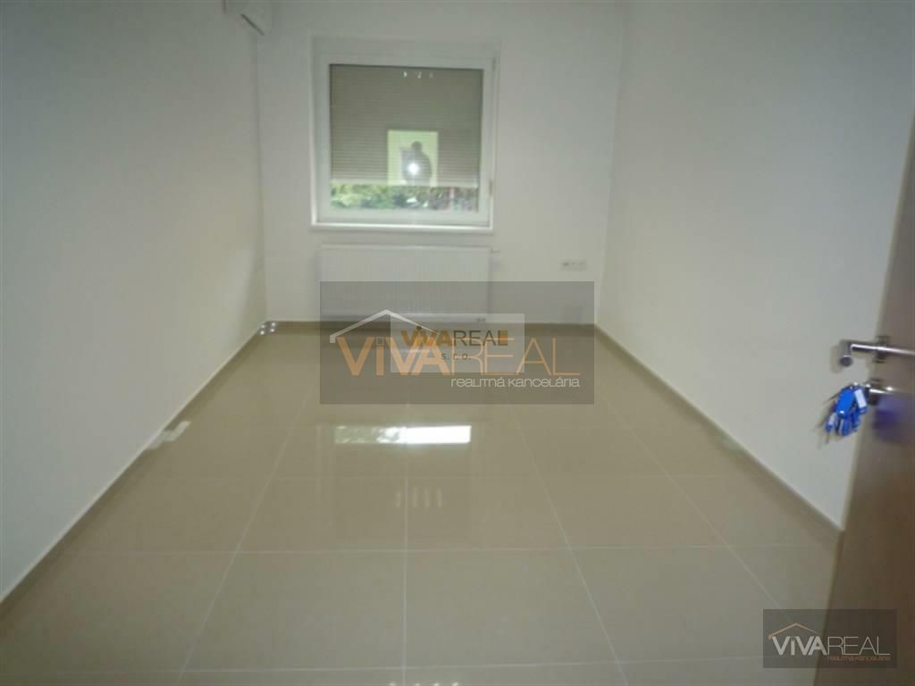 VIVAREAL PRENÁJOM EXKLUZÍVNYCH KANCELÁRIÍ Výmery od 13 m - 7