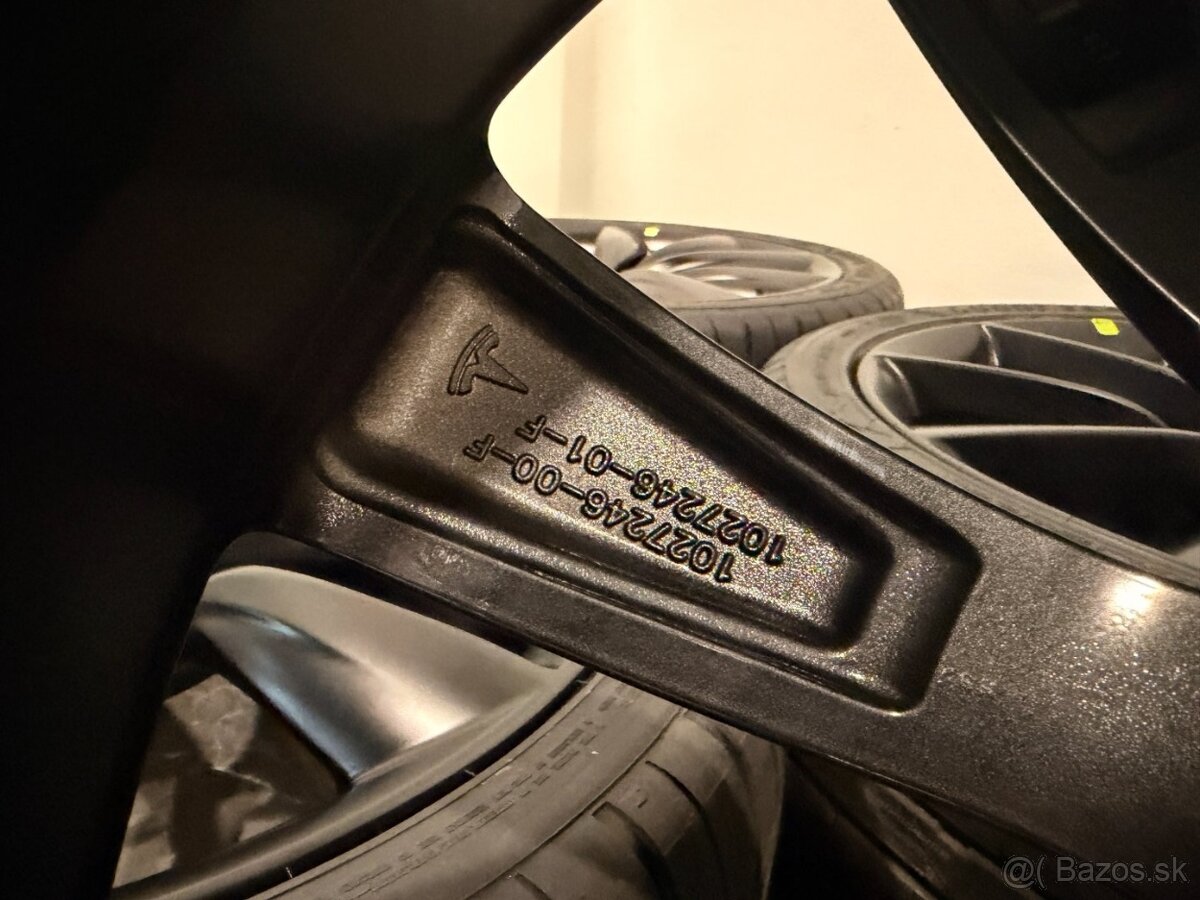 origo kolesa Tesla Model X r22 1027246-00-E léto - 7