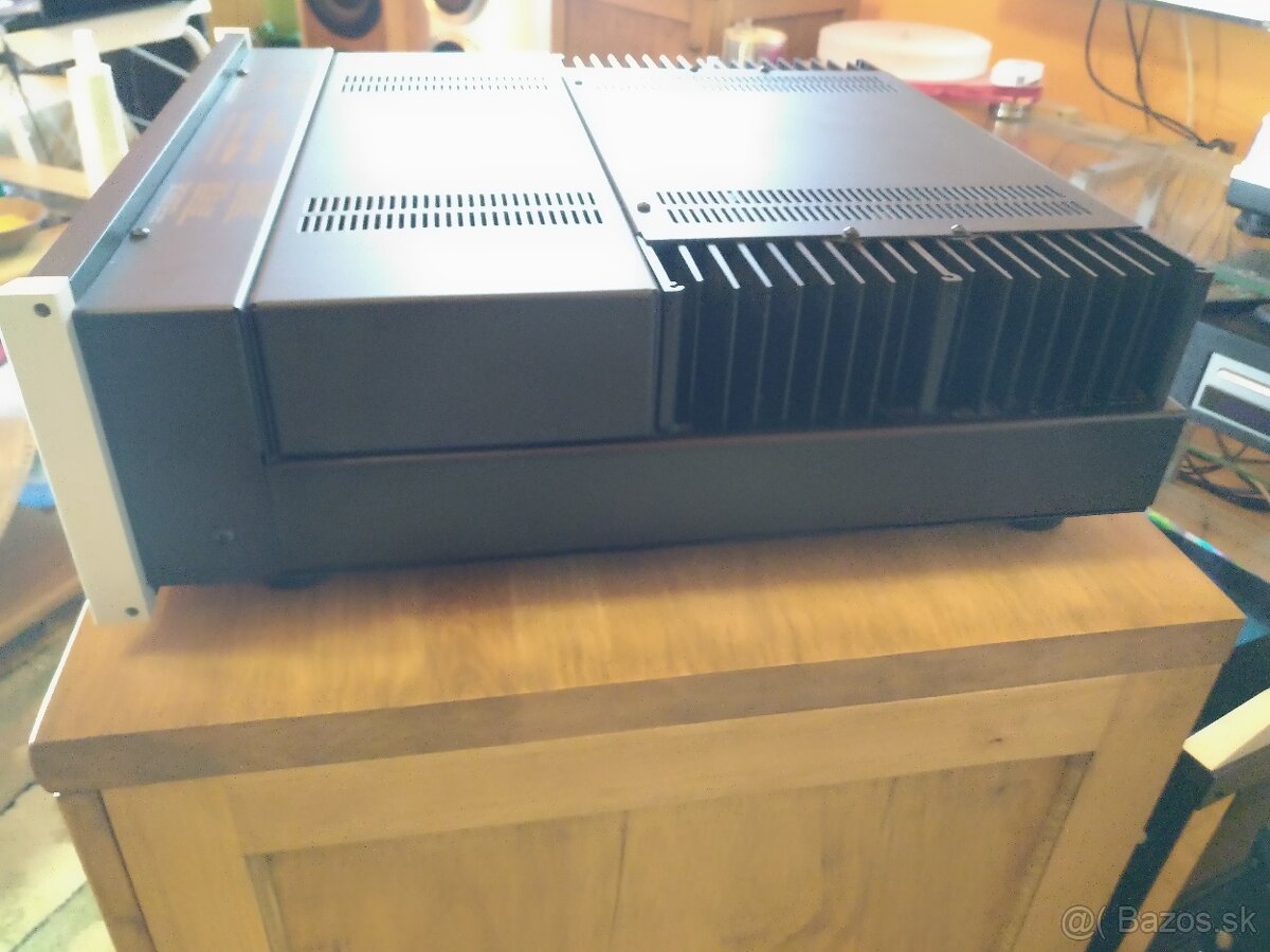 McIntosh MA 5200 - 7