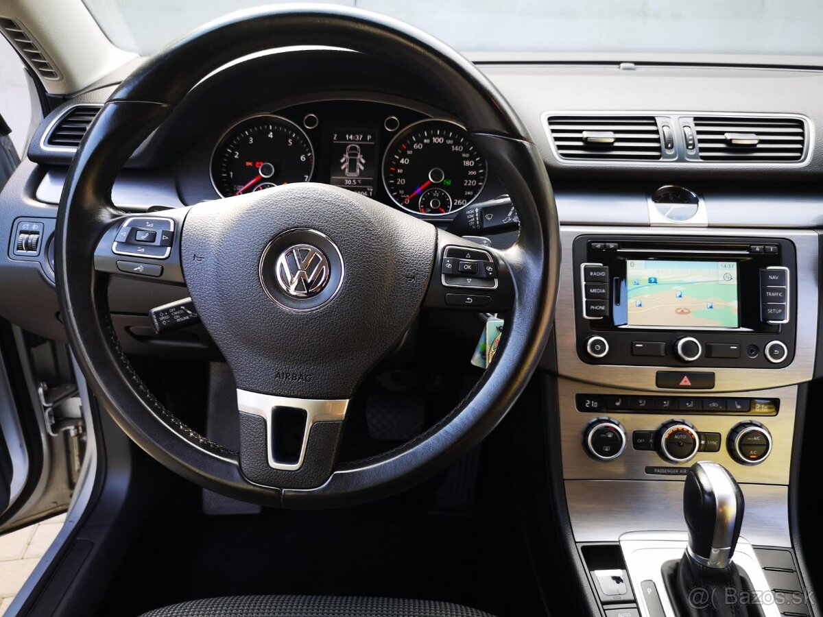 PASSAT COMBI benzín + CNG - 7