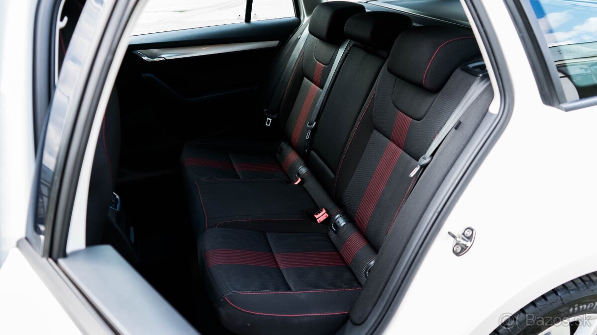 Škoda Octavia Combi 1.6 TDI Style DSG - 7