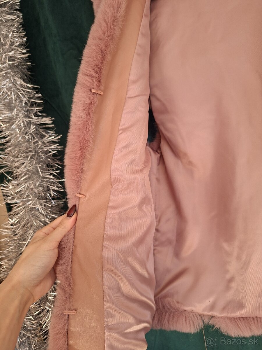 Staroružová kožušinová vesta, S - 7