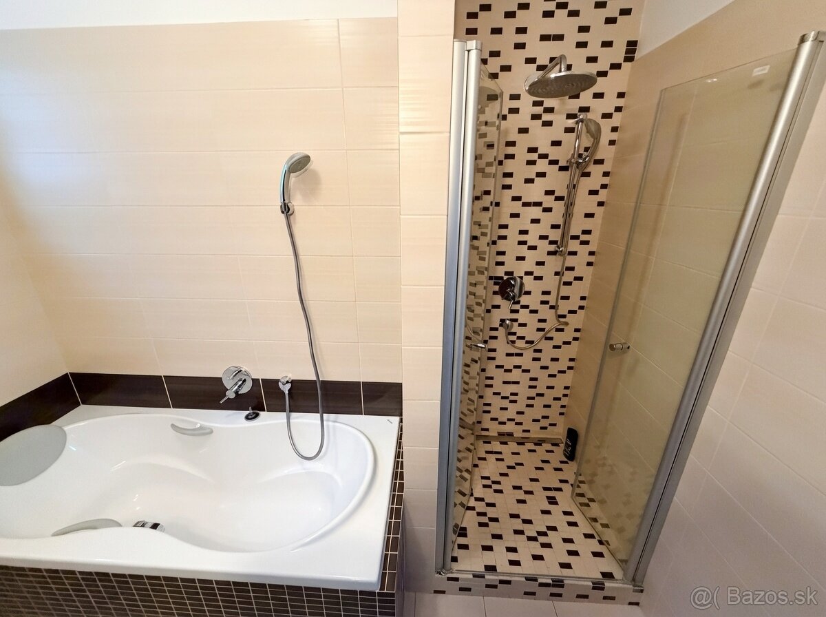 Luxusný, veľkometrážny byt 137m2 s 2 terasasami v Centre - 7