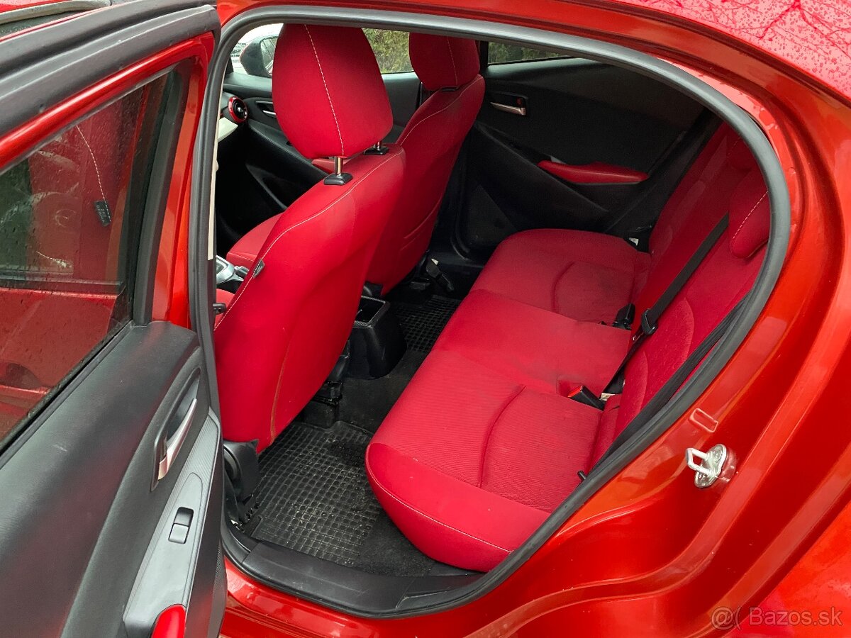 Mazda 2,2016 - 7