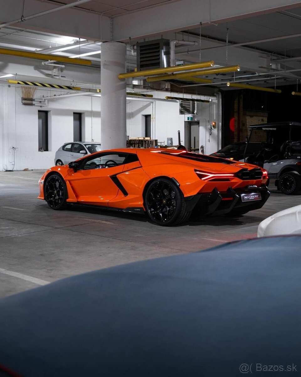 Lamborghini Revuelto | MR Collection 1/18 - 7