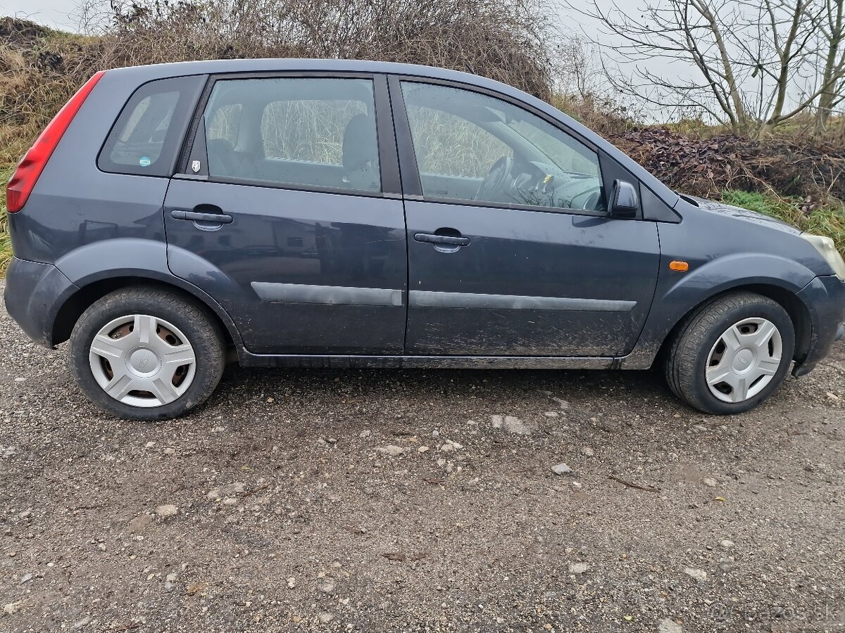 Ford Fiesta HATCHBACK 1.4 TDCi 50kW r.v.2008 - 7