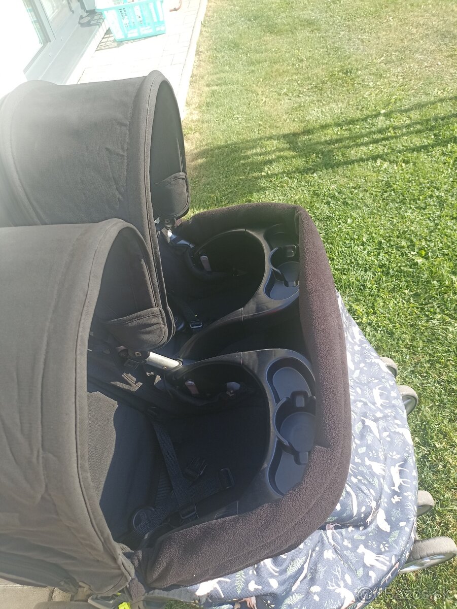 Súrodenecký kočík Britax - 7