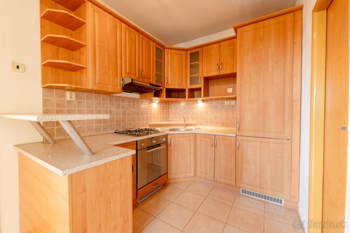 Na predaj rod. dom v NMn/V, časť Horné Samoty - REZERVOVANÉ - 7