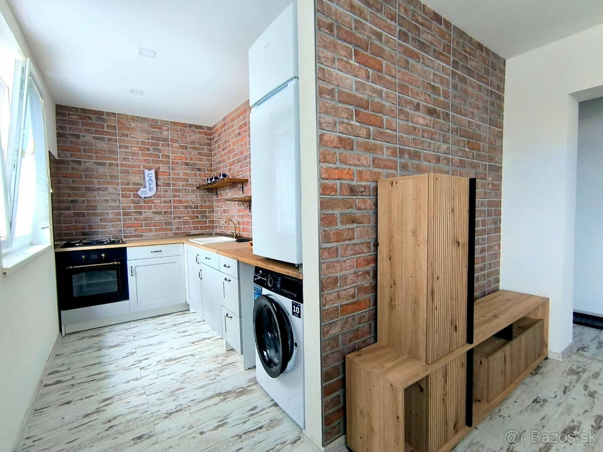 ‼️ NA PRENÁJOM - 2 IZBOVÝ BYT V CENTRE MESTA PARTIZÁNSKE ( N - 7