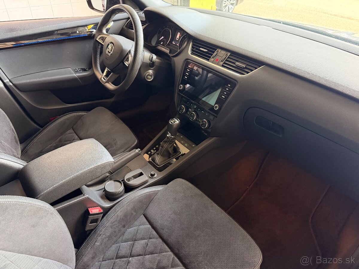 ŠKODA OCTAVIA RS 245 180kW DSG 2018 - 7