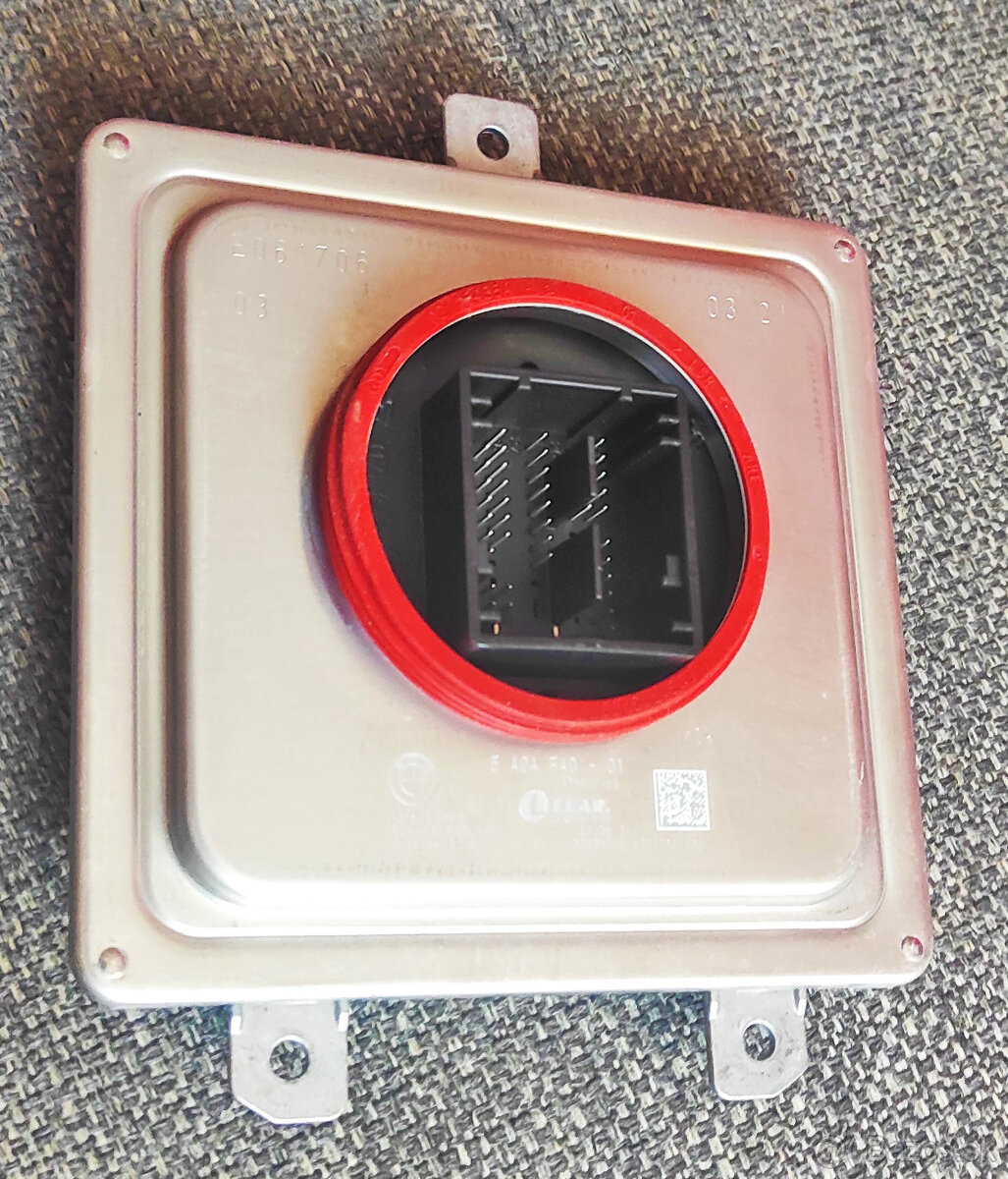 riadiaca jednotka svetla na BMW - 7