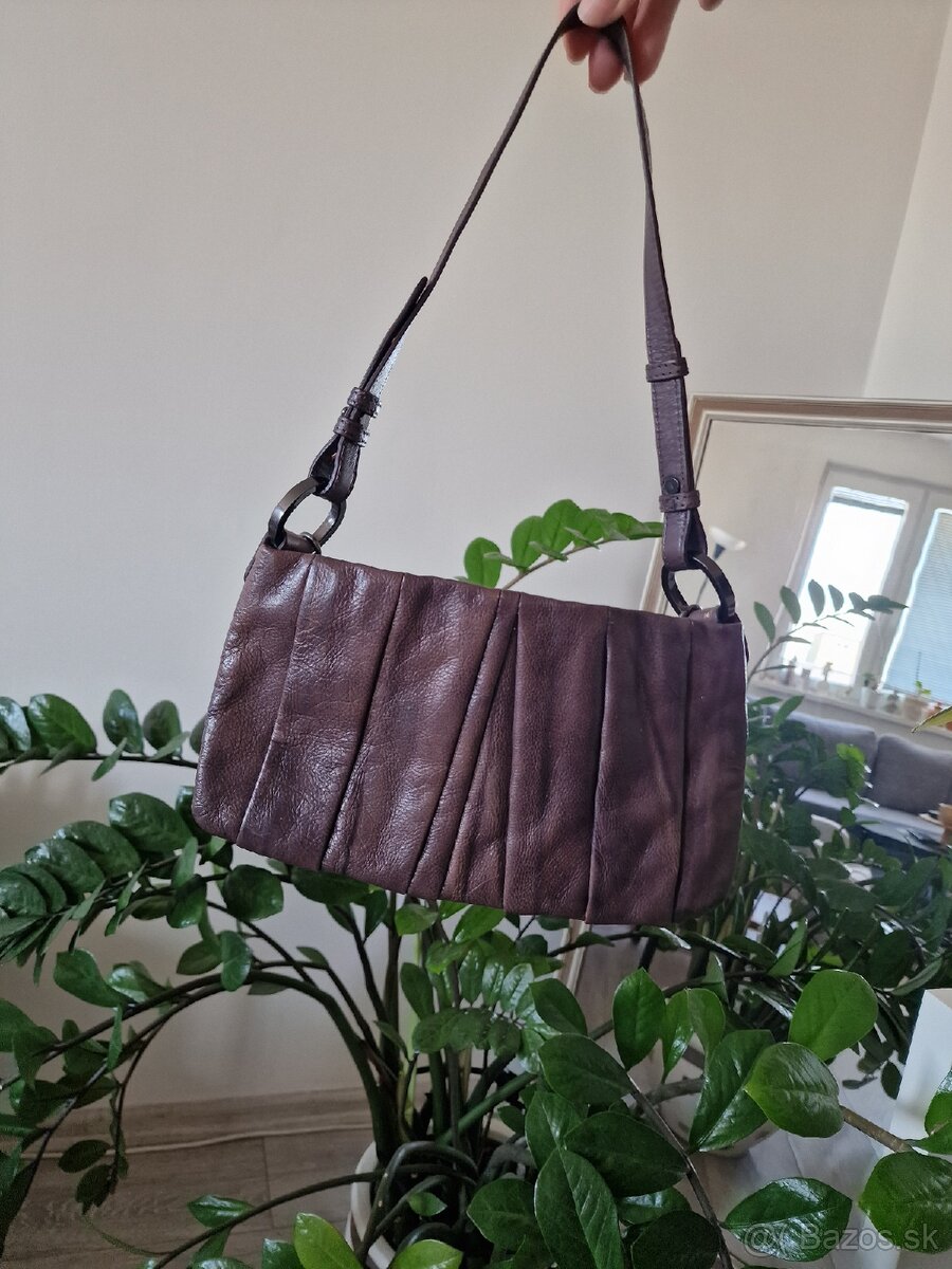 Kožená kabelka zn.DKNY - 7