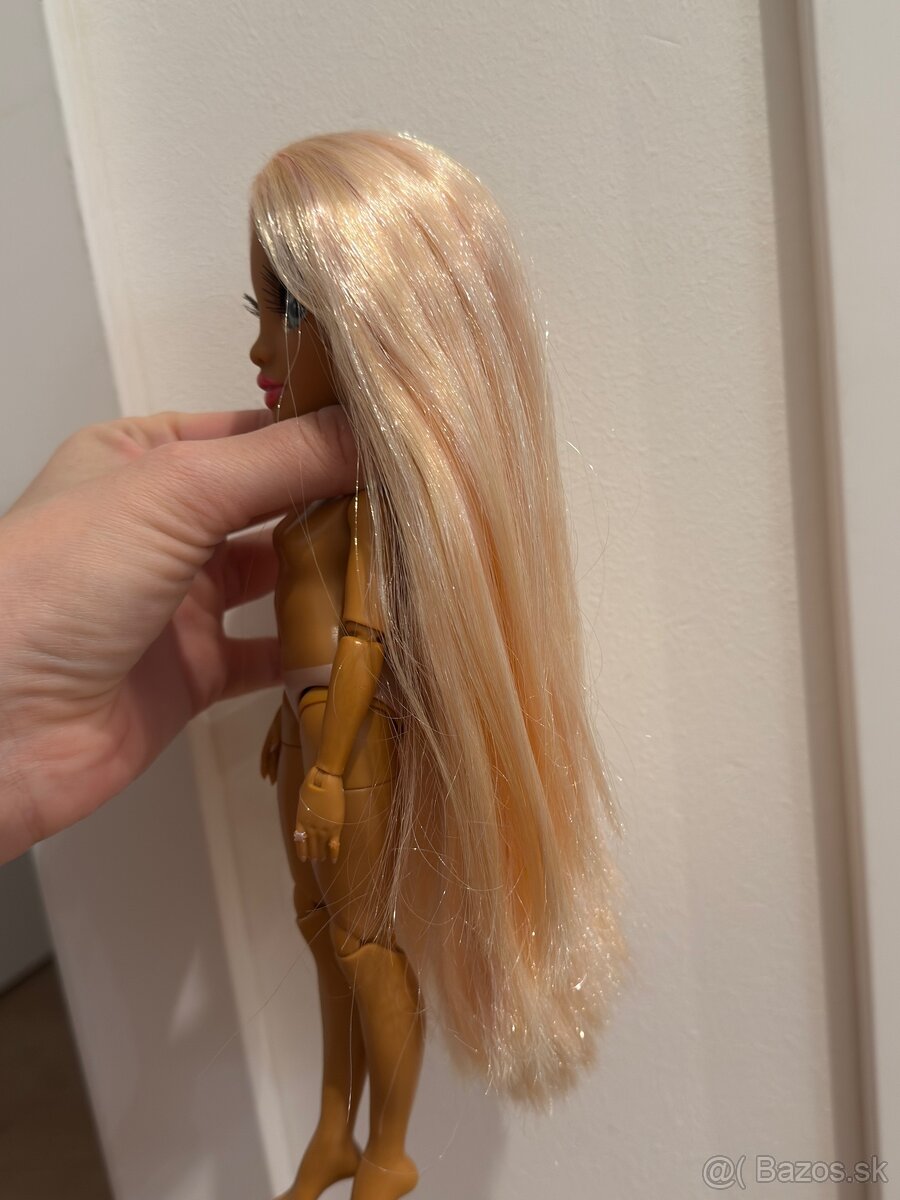 Sabrina Rainbow High - 7