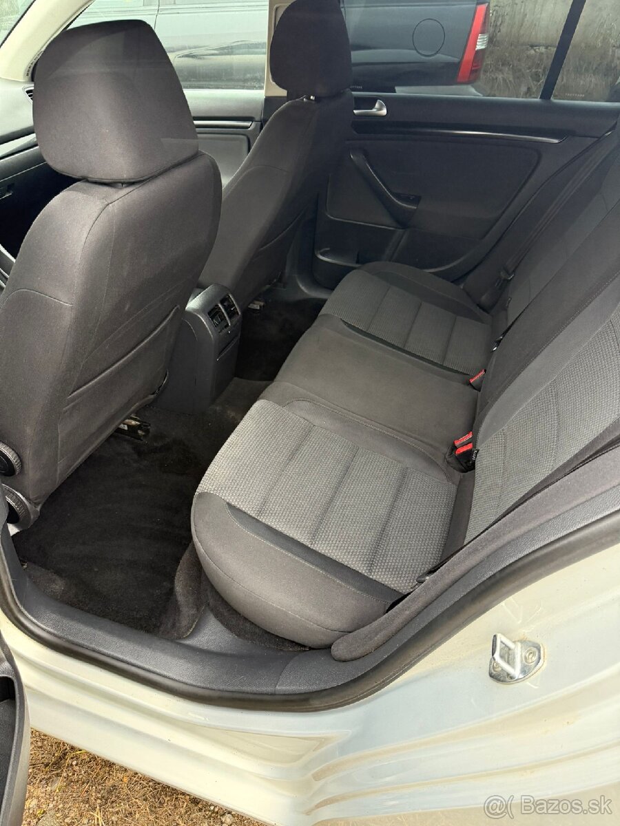 Volkswagen golf 6 1.6tdi - 7