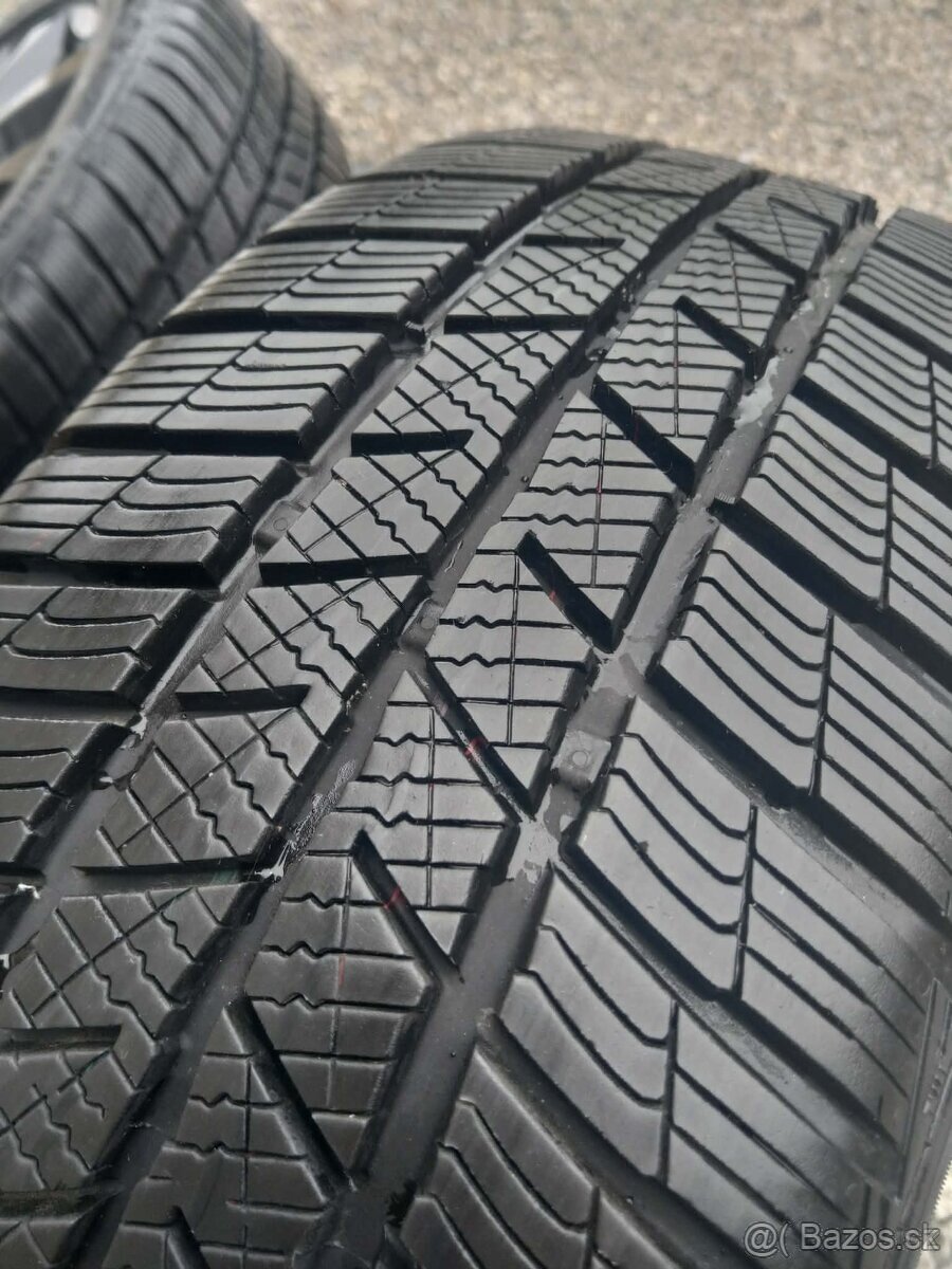 Alu Škoda Karoq 18" + pneu. - 7