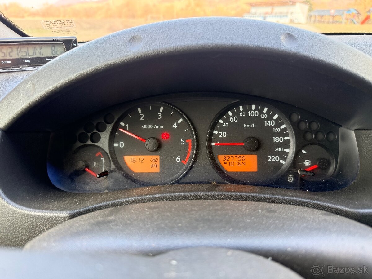 Nissan navara D40 - 7