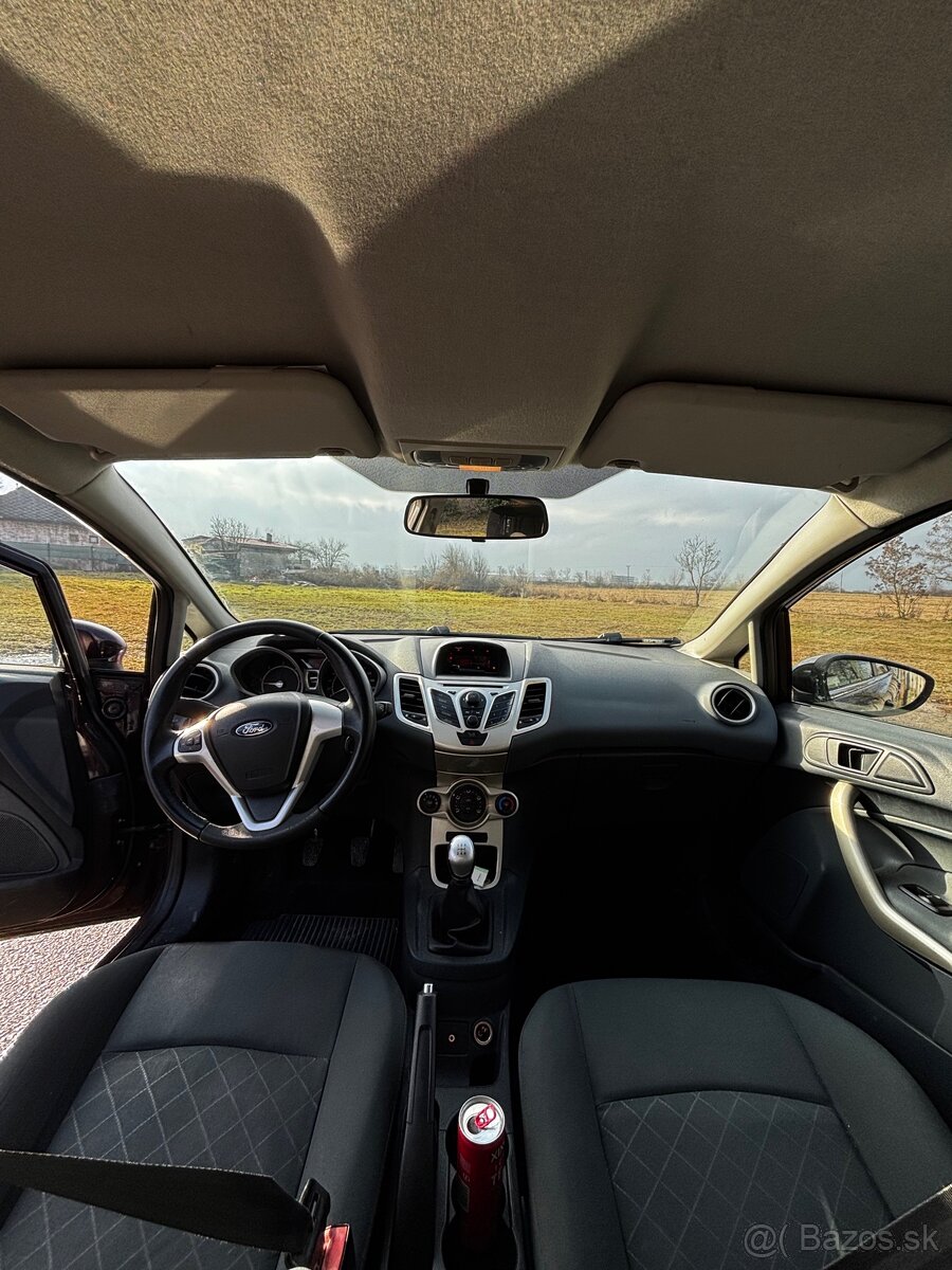 Ford fiesta ghia 1.4dcti - 7