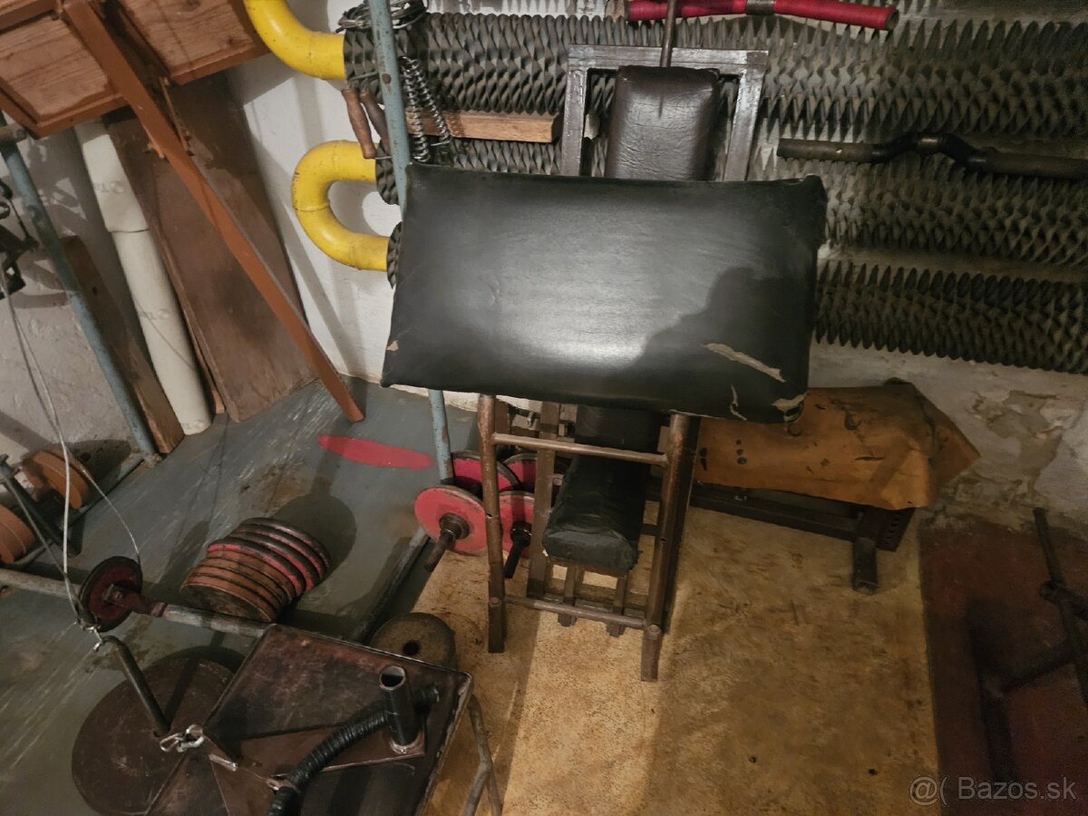 Lavičky, činky, ... - 7