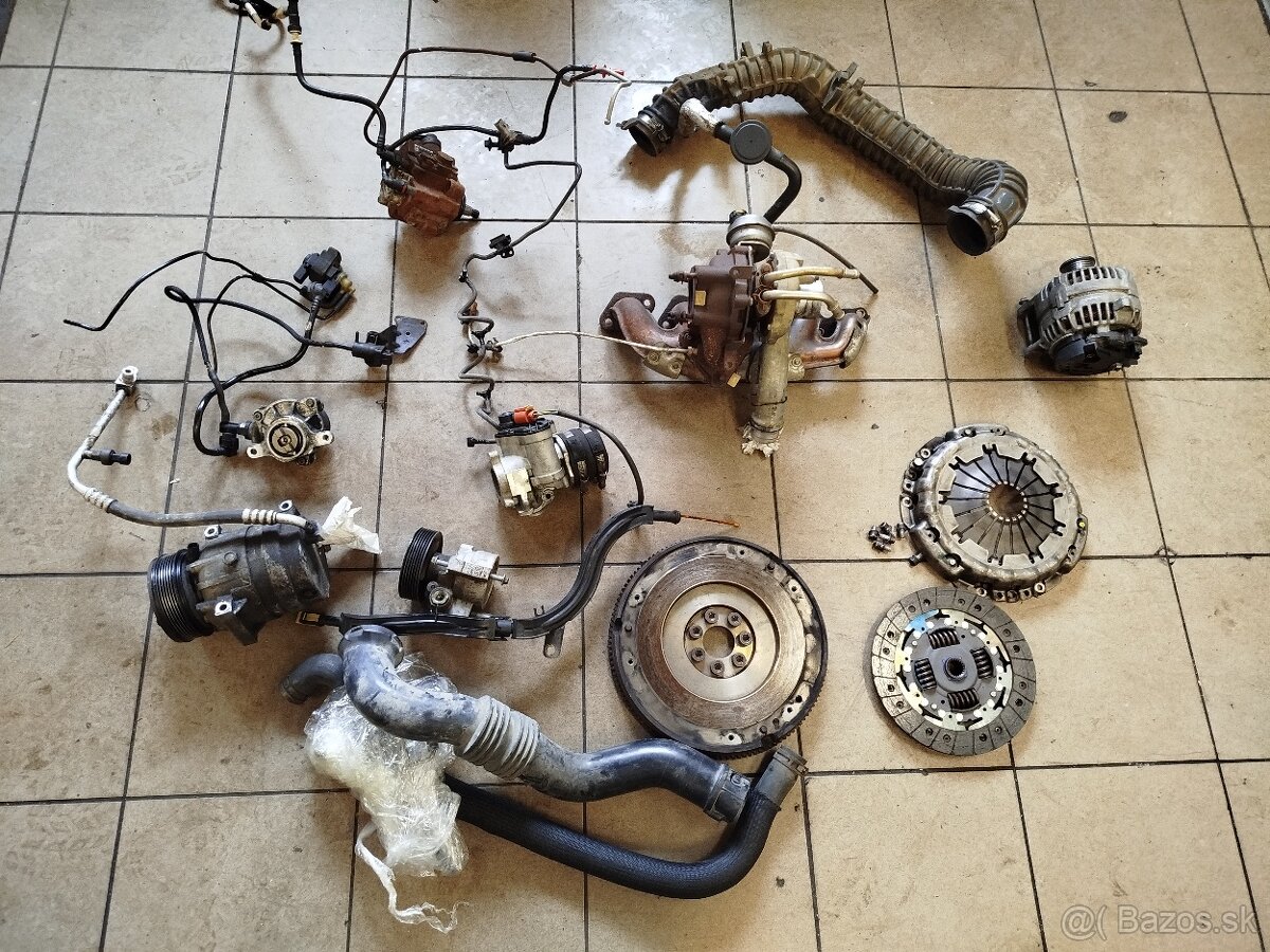 Hlava Motora Renault 2,5dti 107kw - 7