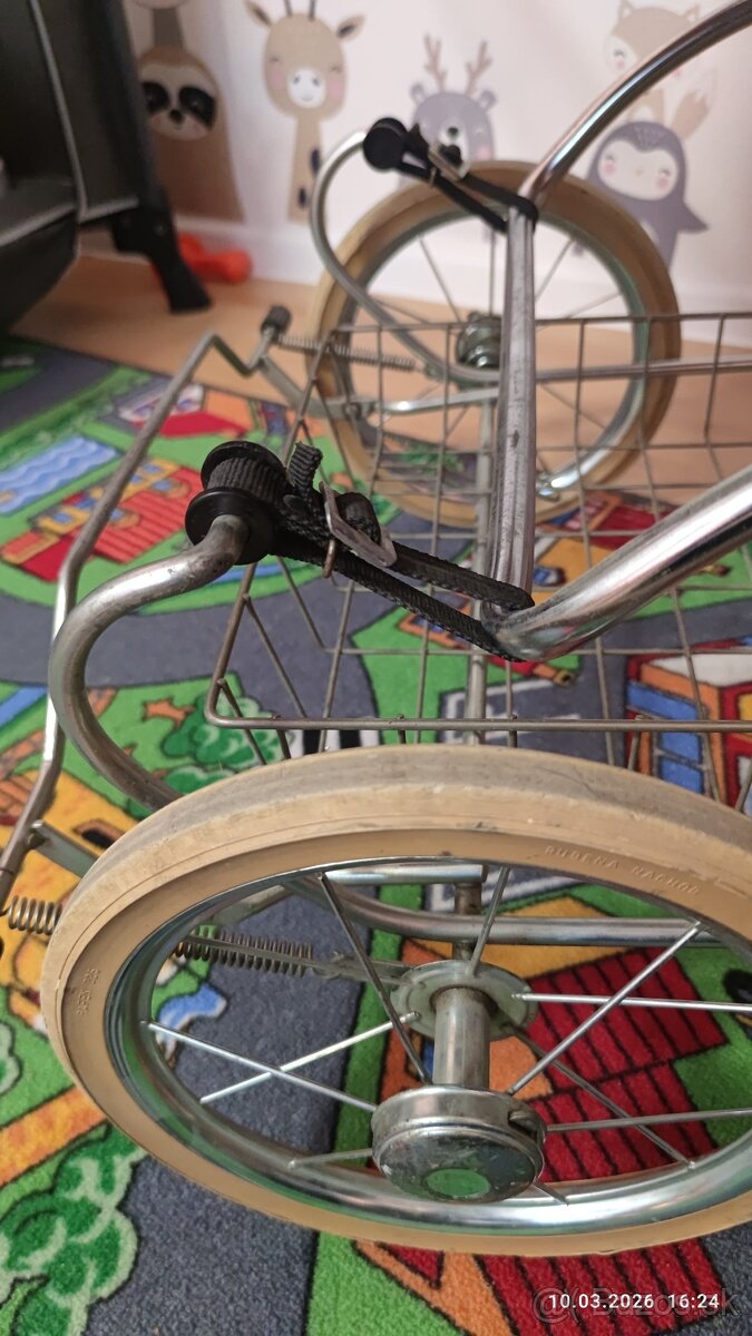 RETRO KOCIK LIBERTA - 7