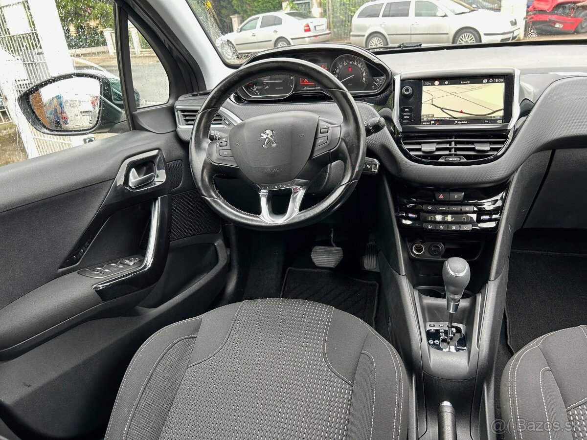 Peugeot 208 1.2benz Allure Automat6 - 7