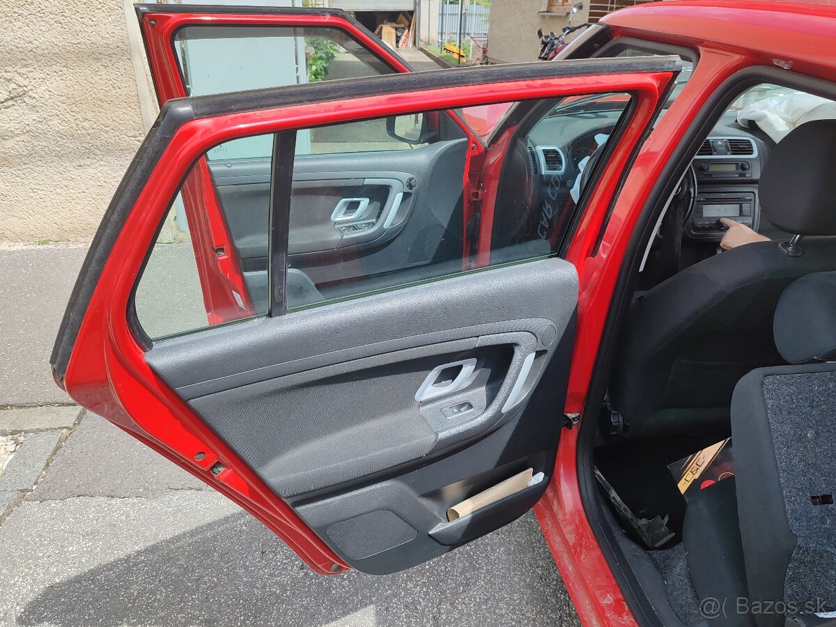 ŠKODA Fabia 2 1.2HTP 51KW 123.000KM ND - 7