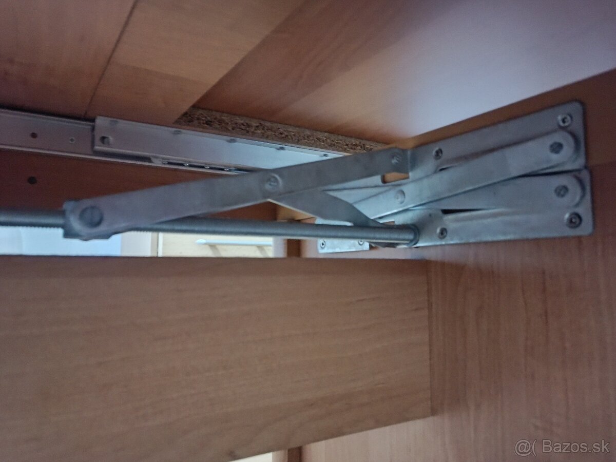 Konferenčný stolík- masív - 7