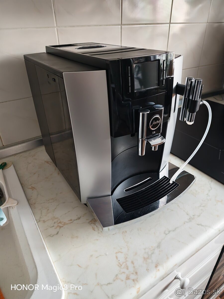 Espresso kavovar JURA E8 - 7