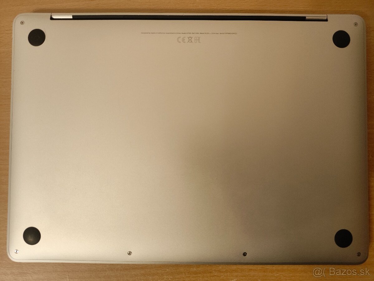 MacBook Pro 2017 | i5 • 16GB • 256GB SSD - 7