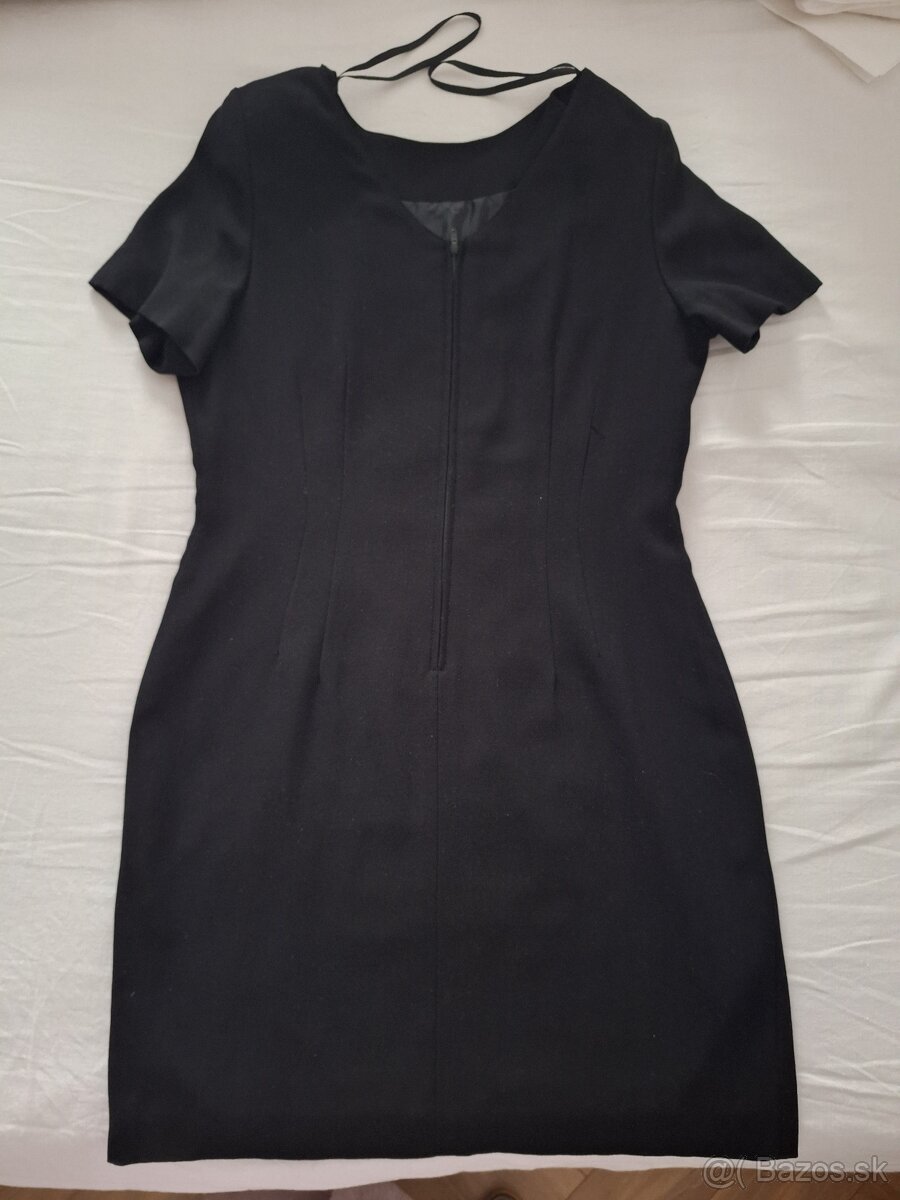 Čierne dámske púzdrové šaty -kokteilky - 7