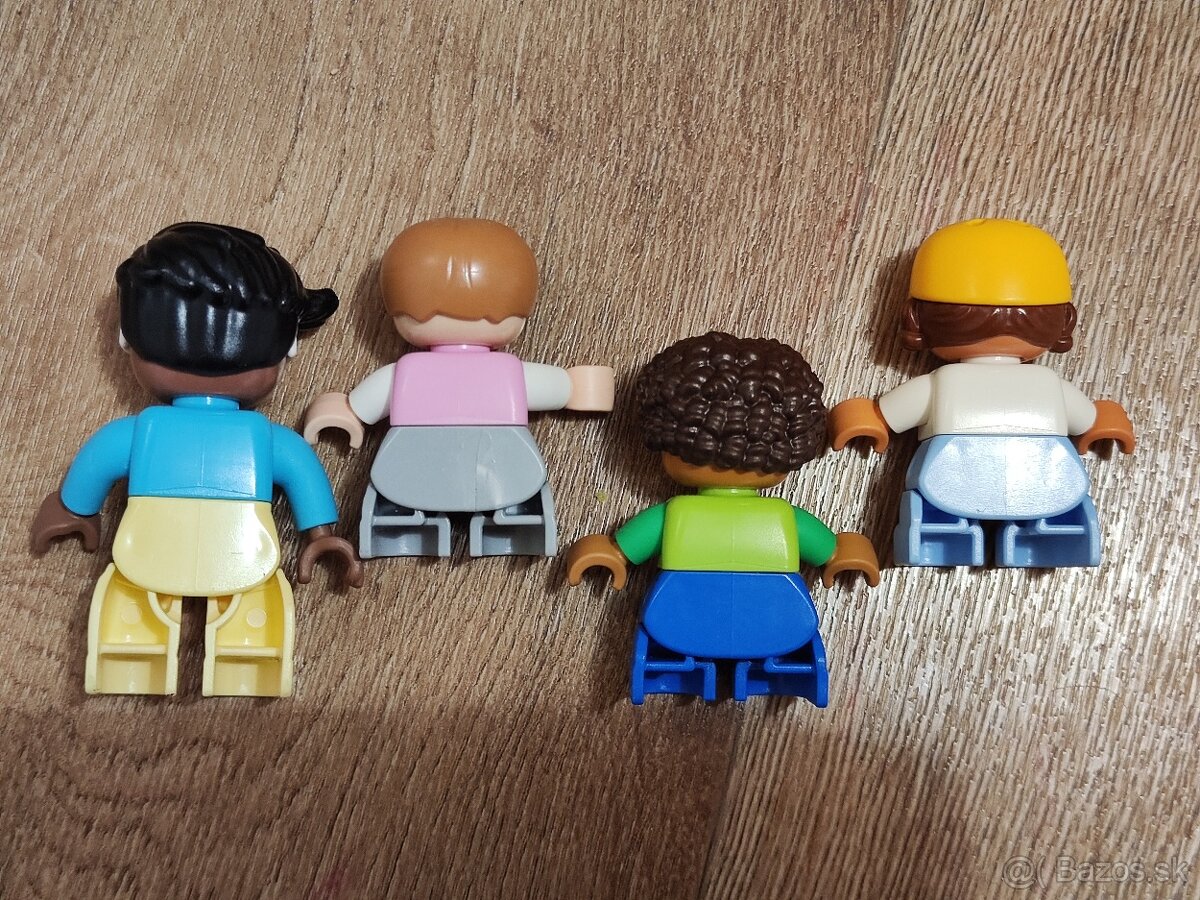 Lego Duplo 10992 - Zábava v škôlke - 7