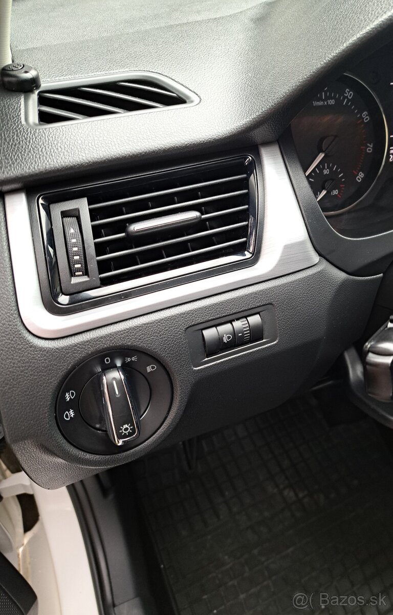 Škoda Rapid 1.2, 2013 - 7