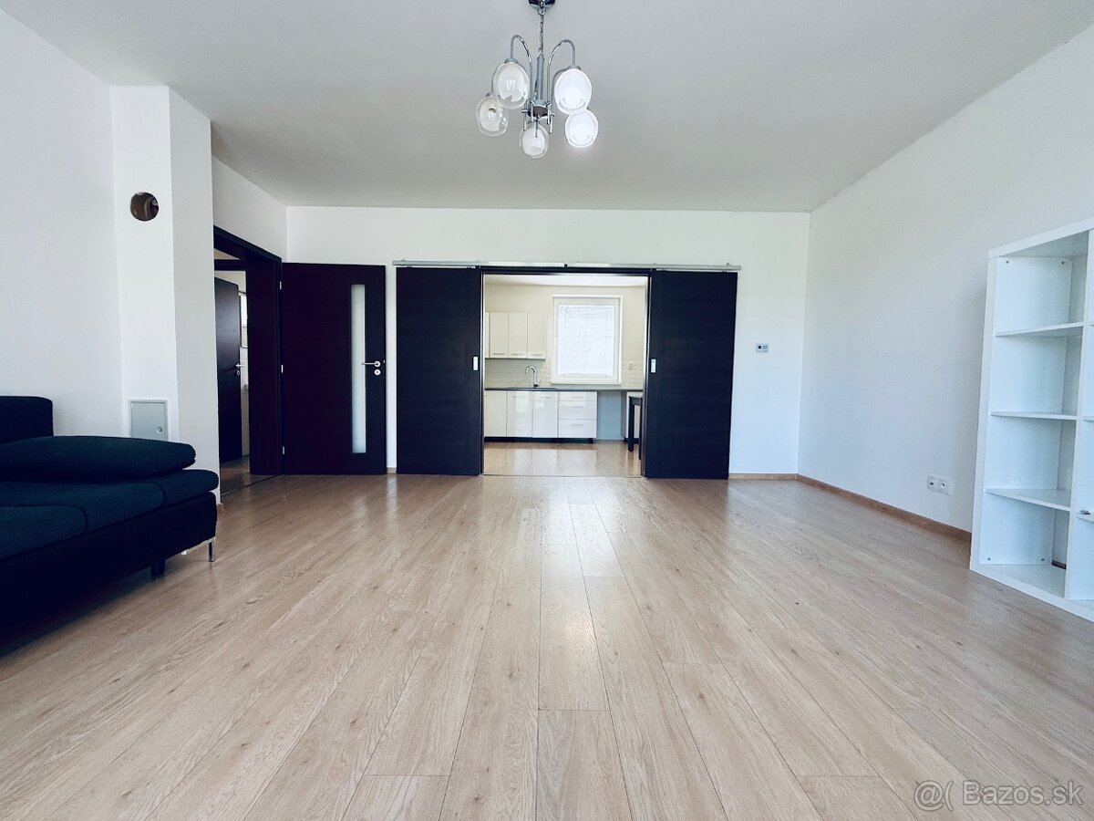 Rezervované - Moderný 4-izbový bungalov-Kokšov Bakša - 7