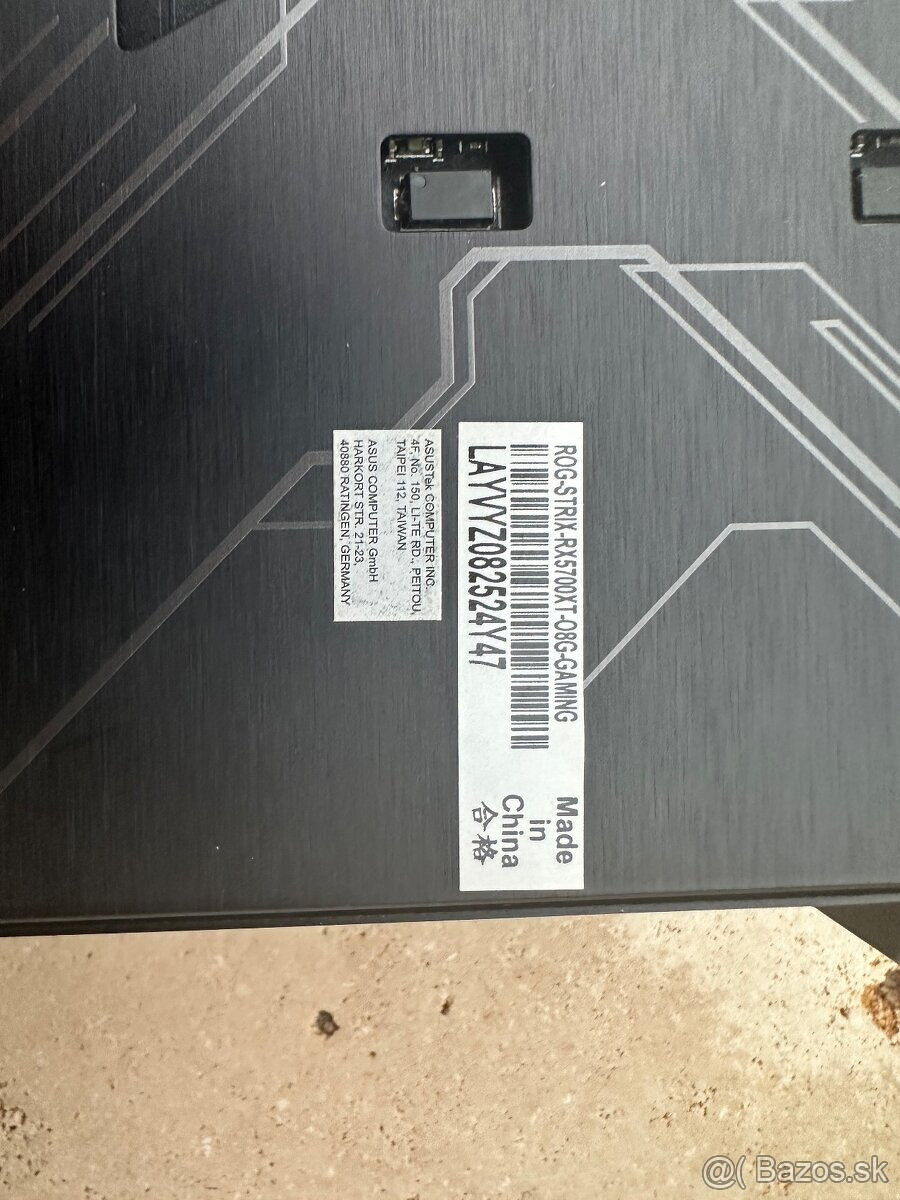 Asus ROG 5700XT Strix OC 8GB - 7