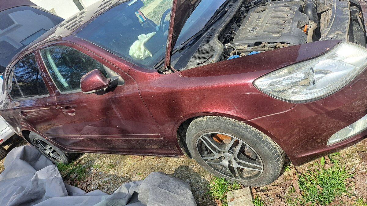 Predám havarované ale pojazdné auto - 7