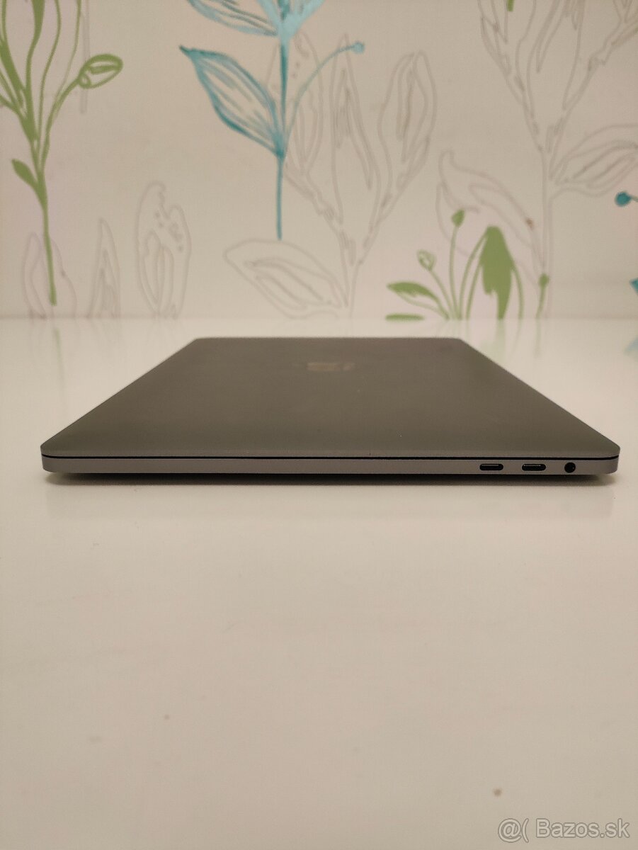 MacBook Pro A1989 (2018) | 8 GB RAM | 256 GB SSD - 7