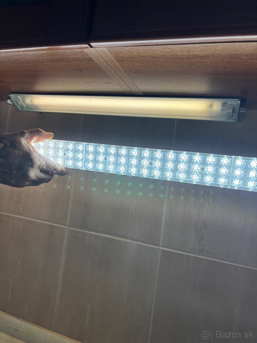 LED svietidlo / lampa 120 cm – vysoký výkon 200 W - 7