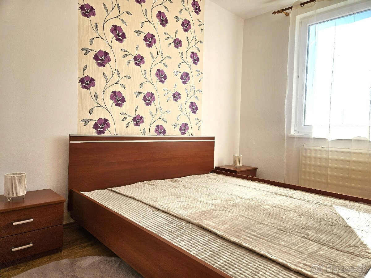 3,5 i byt sídlisko JUH/TOPOĽČANY, ul. Bazovského - 7