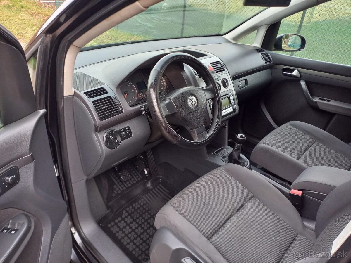 Volkswagen Touran 1.9 TDi,HIGHLINE Facelift - 7