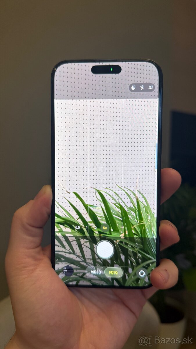 iPhone 15 Pro Max - 256 GB - čierna farba - 7