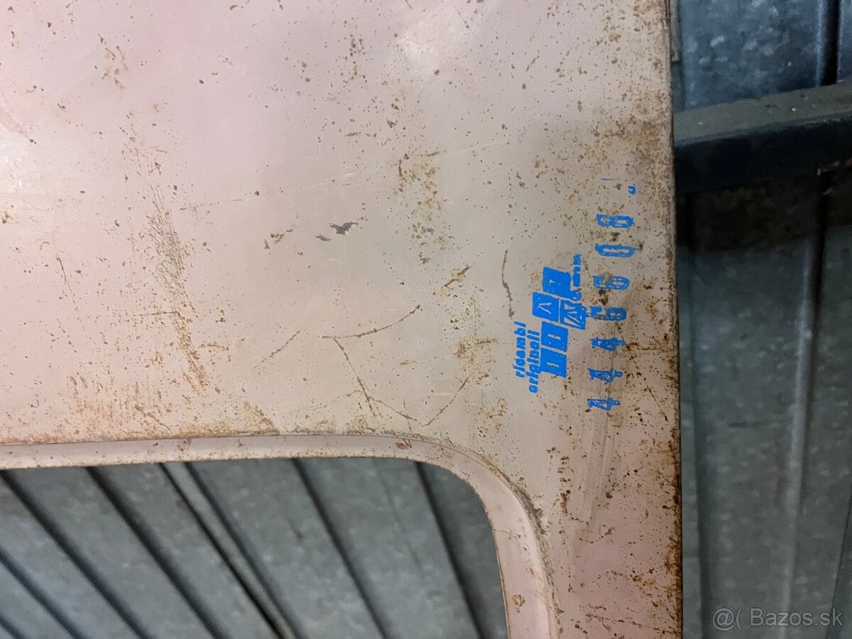 Fiat 127 zadné kapoty - 7